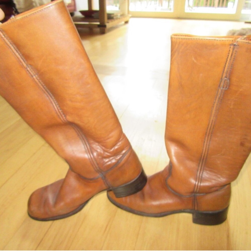 VINTAGE FRYE BOOTS